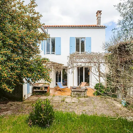 Holiday home Maison Centre Village Et Foret *
